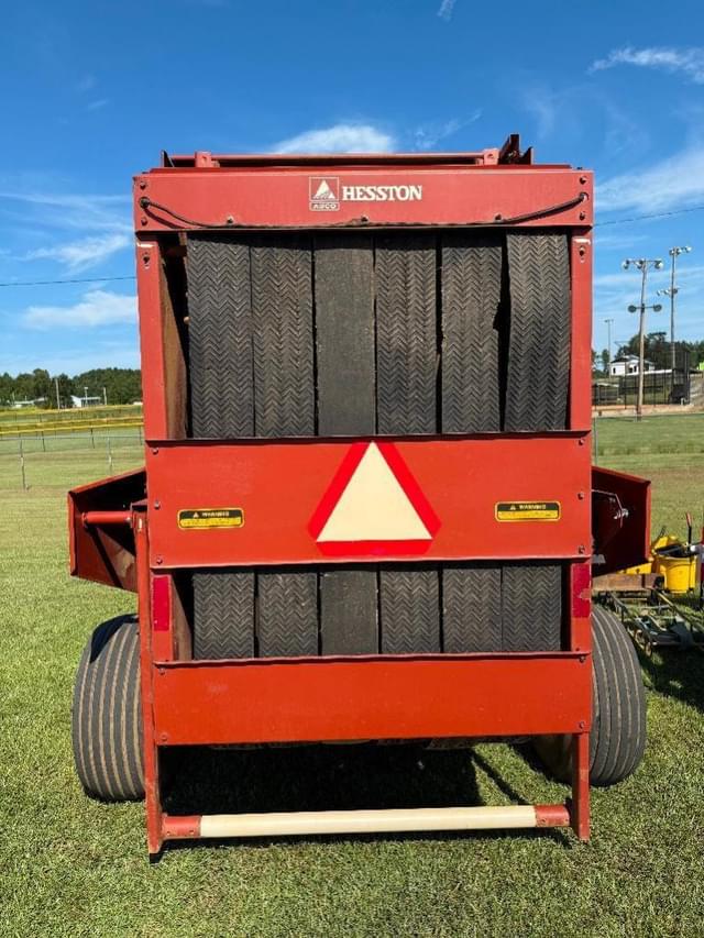 Image of Hesston 555T equipment image 4