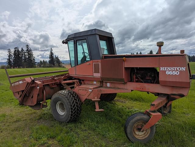 Image of Hesston 6650 equipment image 2