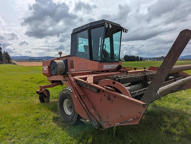 Image of Hesston 6650 equipment image 1