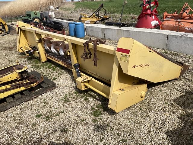 Image of New Holland 974 equipment image 2