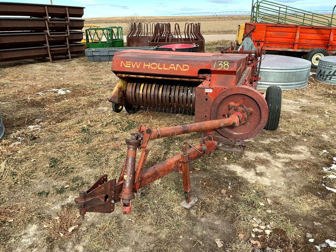 Image of New Holland 273 Primary image