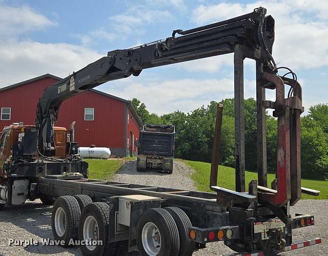 Image of Hiab 335K equipment image 2