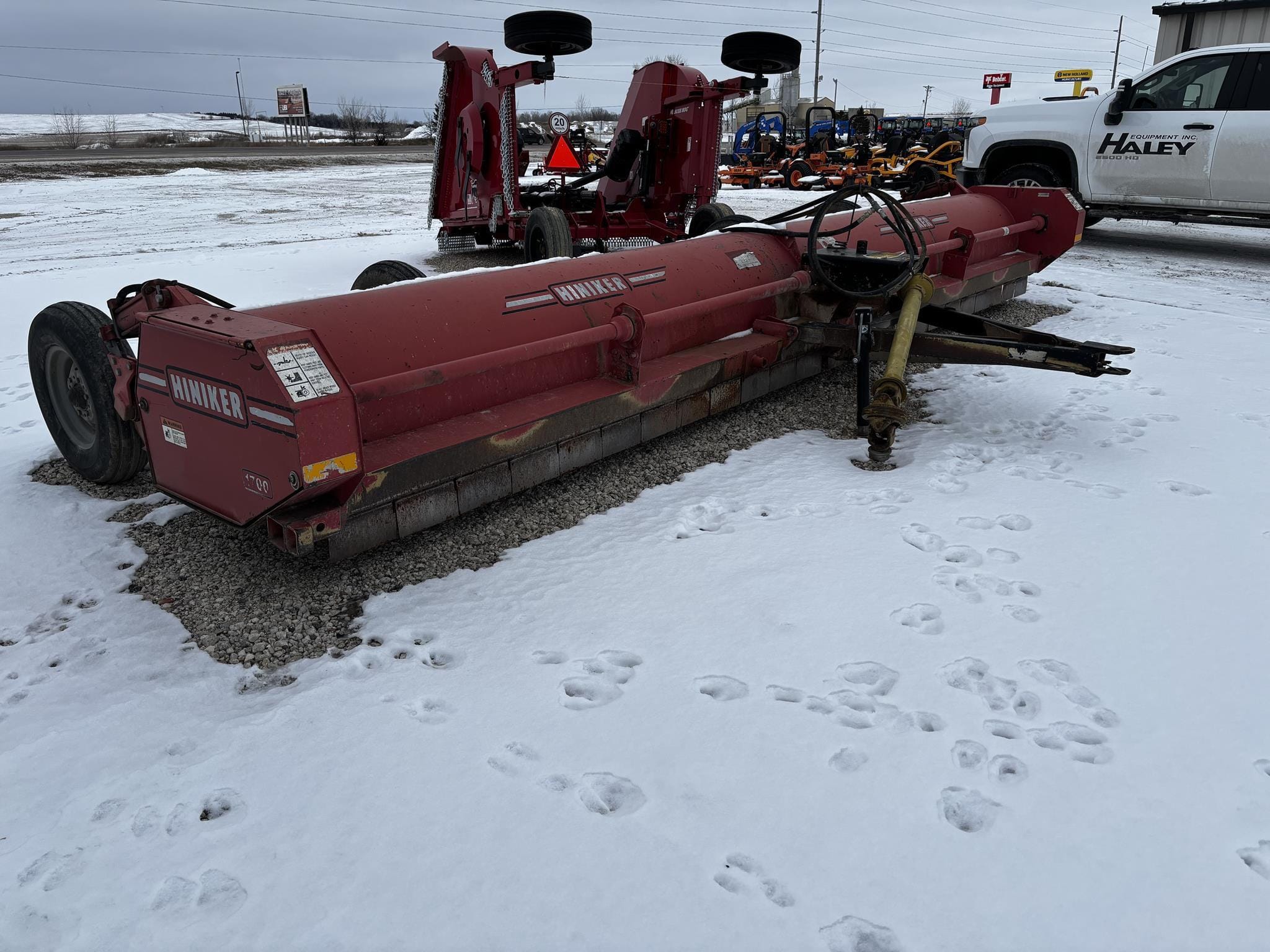 Hiniker 1700 Equipment Image0