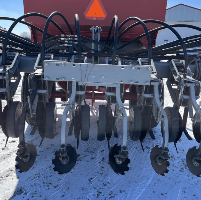 Hiniker 4836 Planting Air Seeders or Carts for Sale Tractor Zoom
