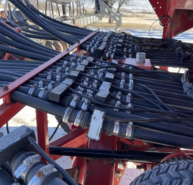 Hiniker 4836 Planting Air Seeders or Carts for Sale Tractor Zoom