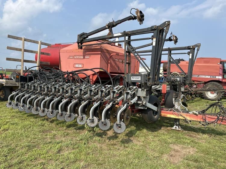 Hiniker 4836 Planting Air Seeders or Carts for Sale Tractor Zoom