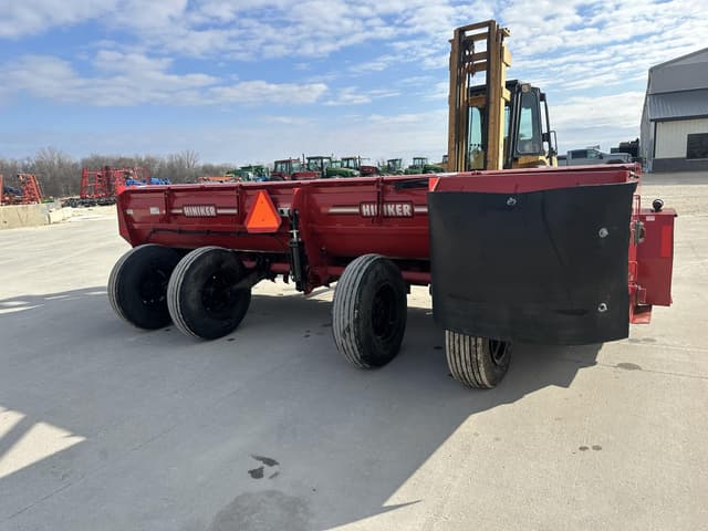 Image of Hiniker 5610L equipment image 4