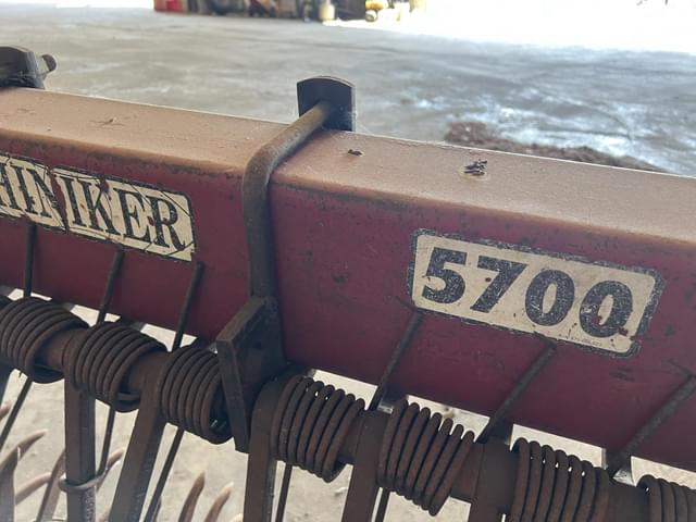 Image of Hiniker 5700 equipment image 2
