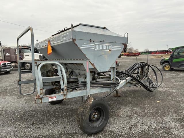 Image of Hiniker 5800 equipment image 4