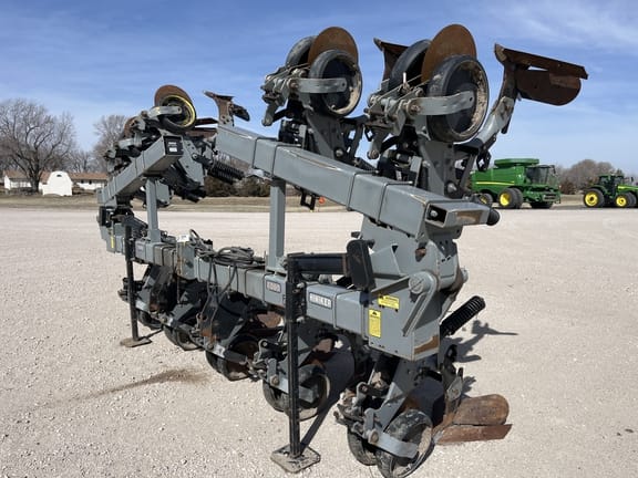 Hiniker 6000 Equipment Image0