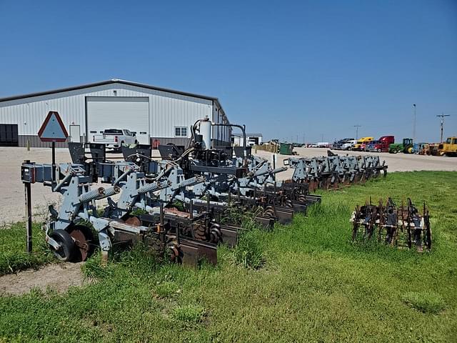 Image of Hiniker 6000 equipment image 4