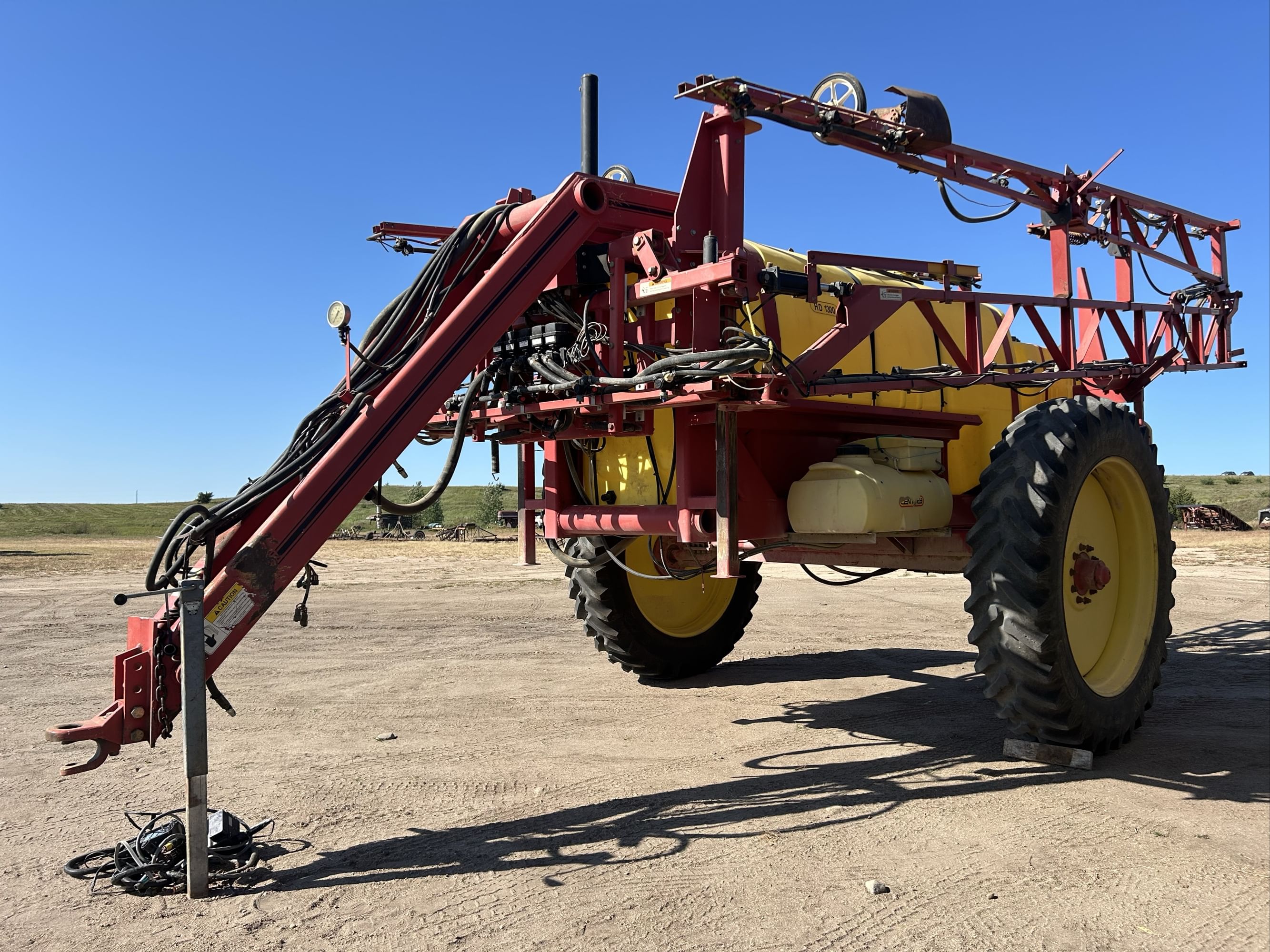 Hiniker HD1300 Equipment Image0