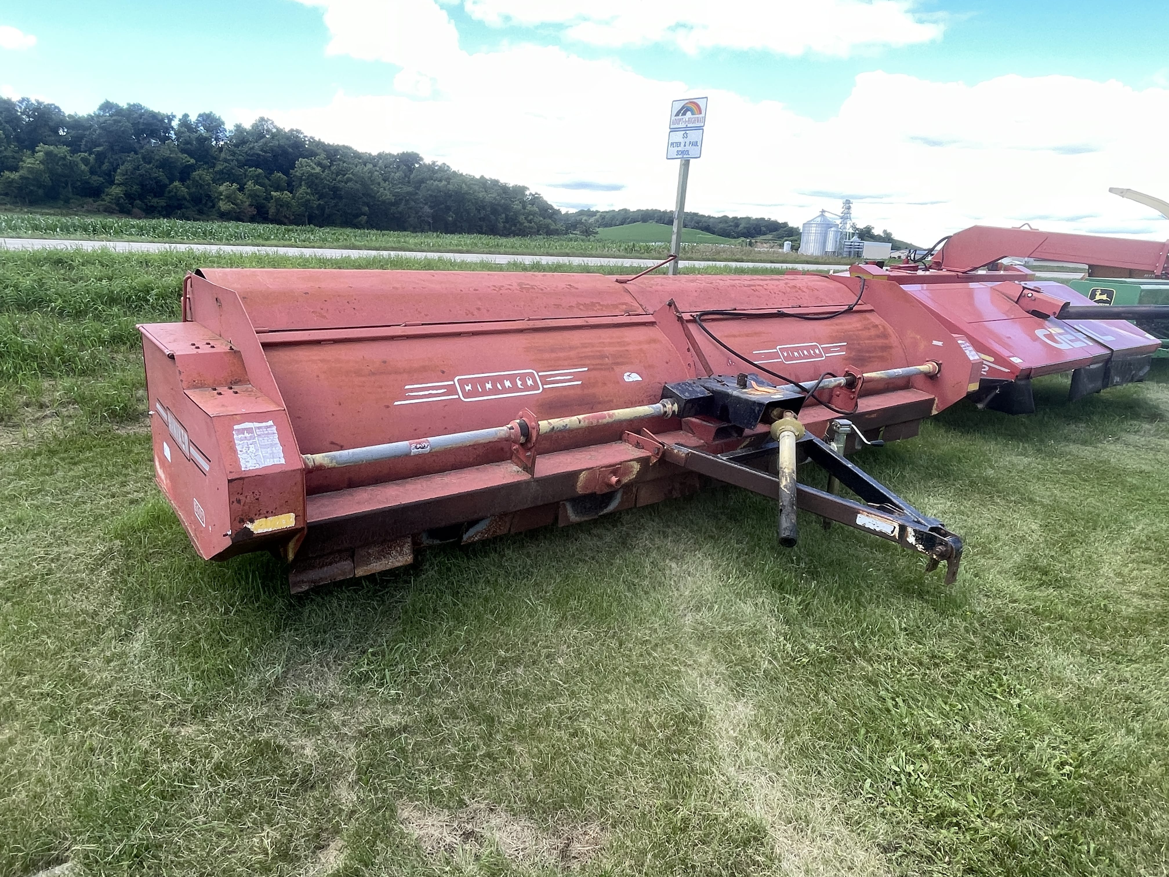 Hinker 5600 Equipment Image0