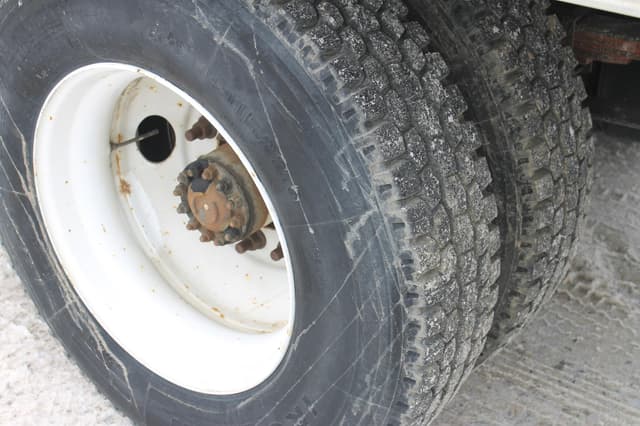 Image of Hino 268 equipment image 3