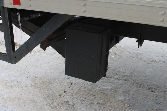 Image of Hino 268 equipment image 4