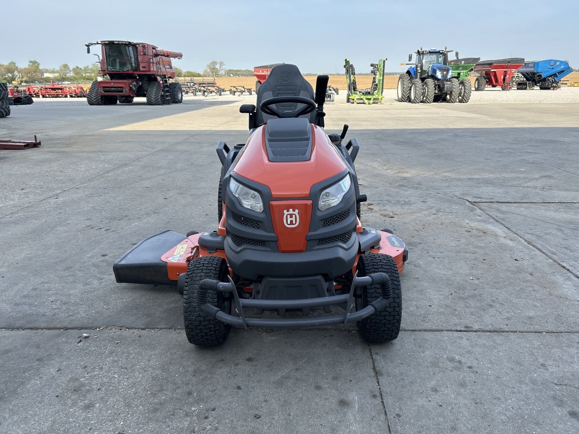 Husqvarna TS355D Equipment Image0