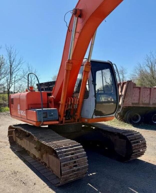 Image of Hitachi EX160LC equipment image 3