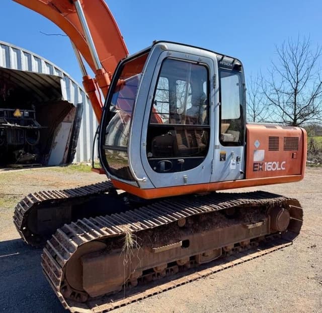 Image of Hitachi EX160LC equipment image 1