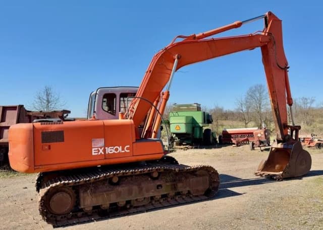 Image of Hitachi EX160LC equipment image 4