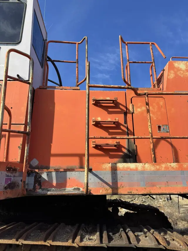 Image of Hitachi EX1100 equipment image 4