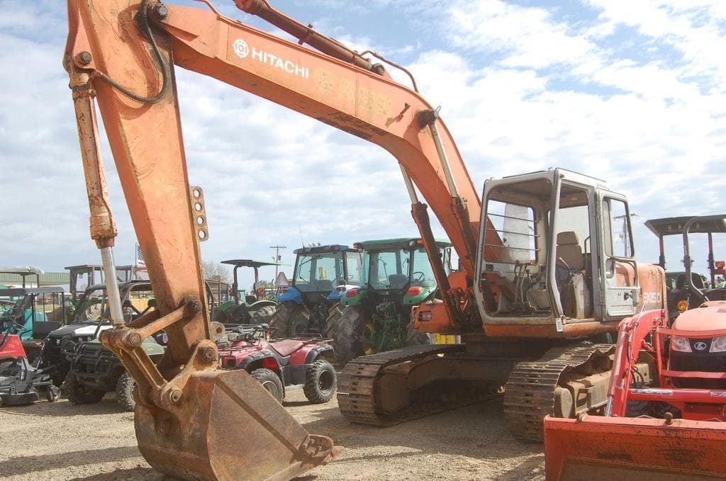 Image of Hitachi EX150 Primary image