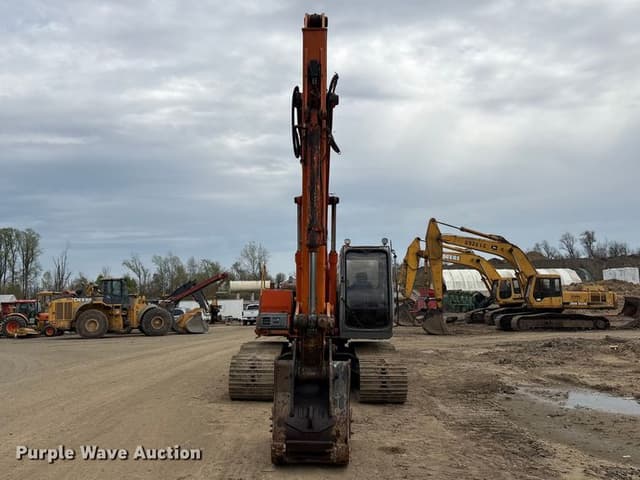 Image of Hitachi EX200 equipment image 1