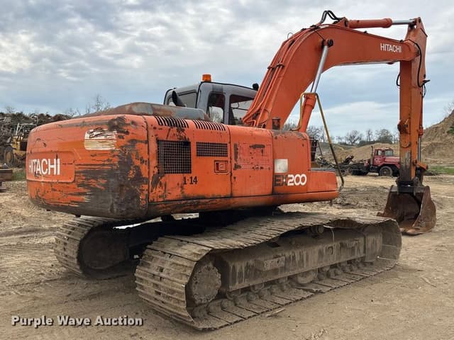 Image of Hitachi EX200 equipment image 4