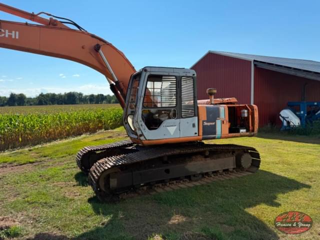 Image of Hitachi EX200LC equipment image 4