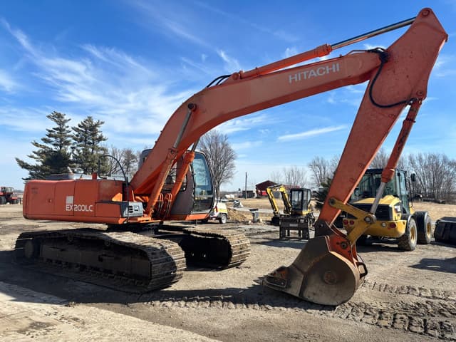 Image of Hitachi EX200LC equipment image 4