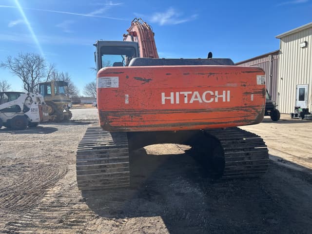 Image of Hitachi EX200LC equipment image 2