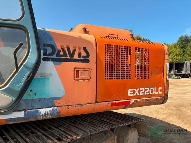 Image of Hitachi EX200LC-3 equipment image 2