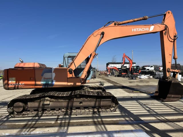 Image of Hitachi EX220 equipment image 3
