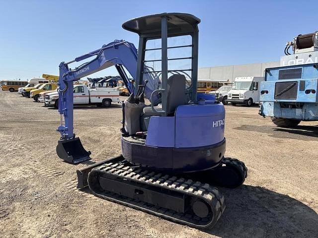 Image of Hitachi EX30UR-2C equipment image 3
