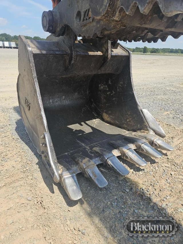 Image of Hitachi ZAXIS350LC equipment image 2