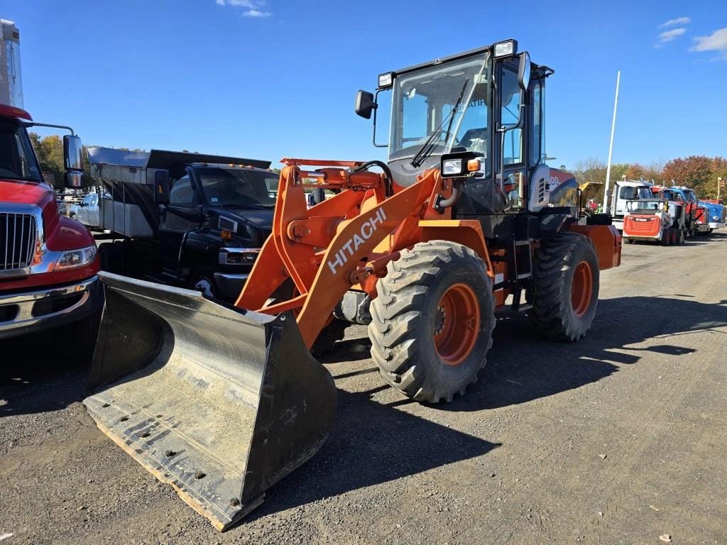 Hitachi ZW100-6 Equipment Image0