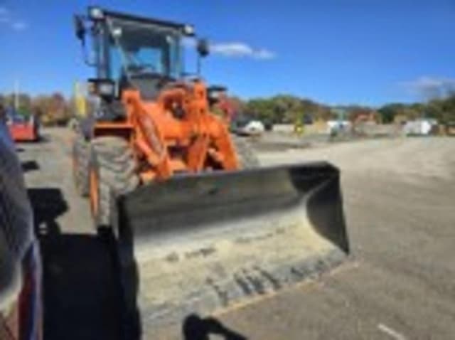 Image of Hitachi ZW100-6 equipment image 2