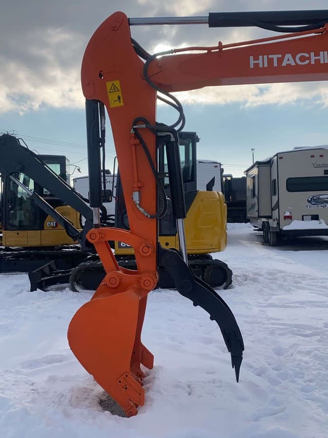 Image of Hitachi ZX55USR equipment image 4