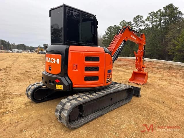 Image of Hitachi ZX55USR equipment image 3