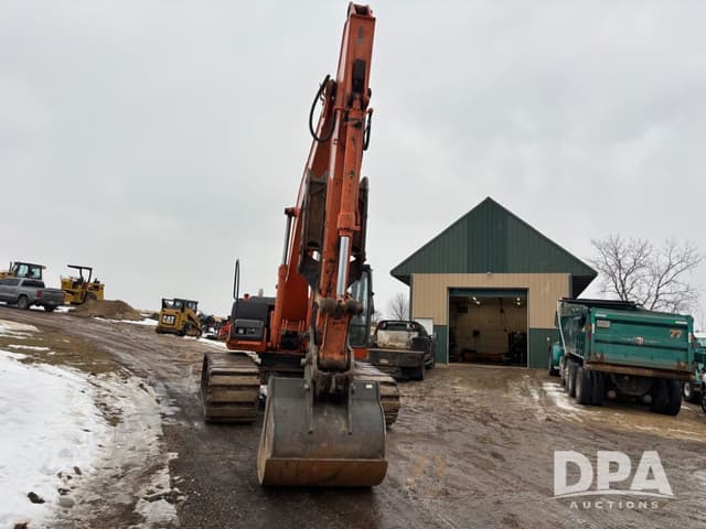 Image of Hitachi ZAXIS 200LC equipment image 3
