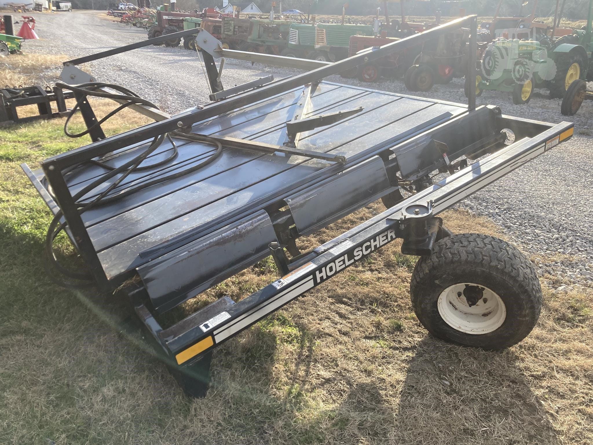 Hoelscher 1000 Equipment Image0