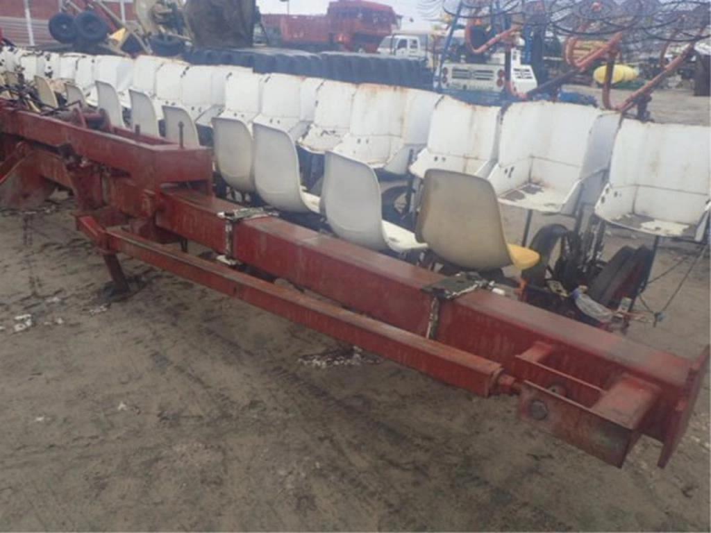 Image of Holland Transplanter Primary image