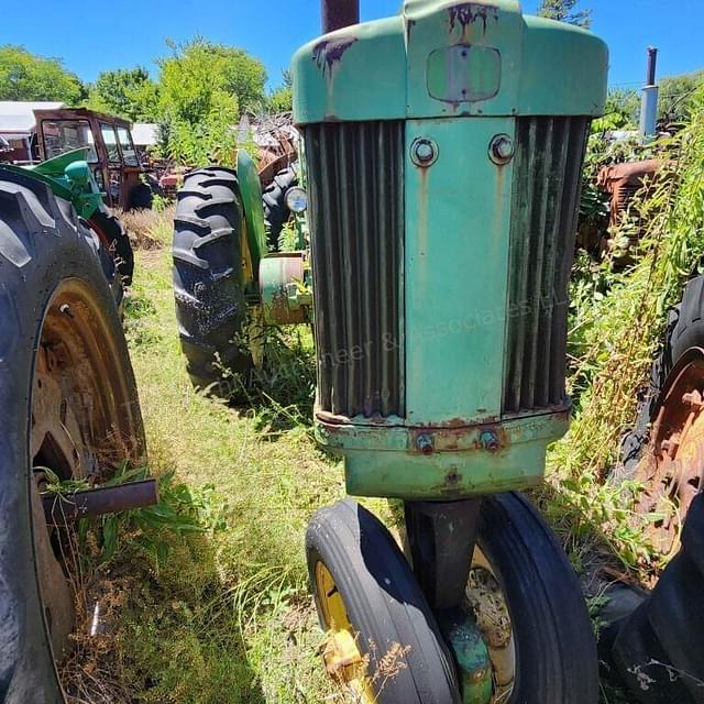 Image of John Deere 620 equipment image 1