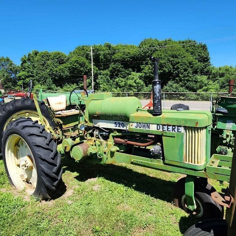Image of John Deere 520 Primary image