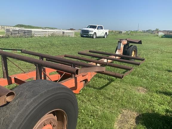 Image of Homemade Bale Trailer equipment image 2
