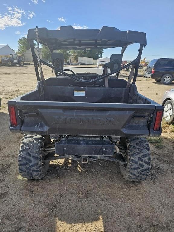 Image of Honda Pioneer 1000 EPS equipment image 2