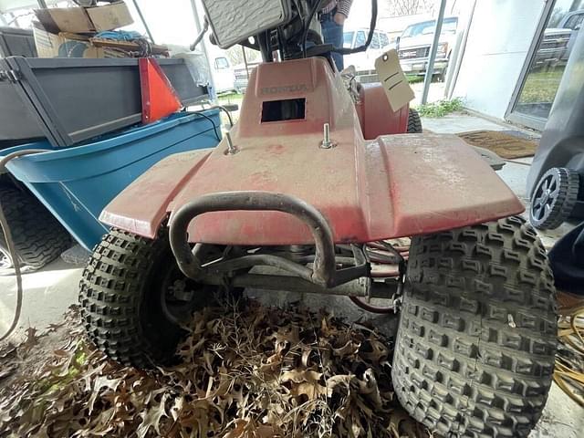 Image of Honda Fourtrax 125 equipment image 3