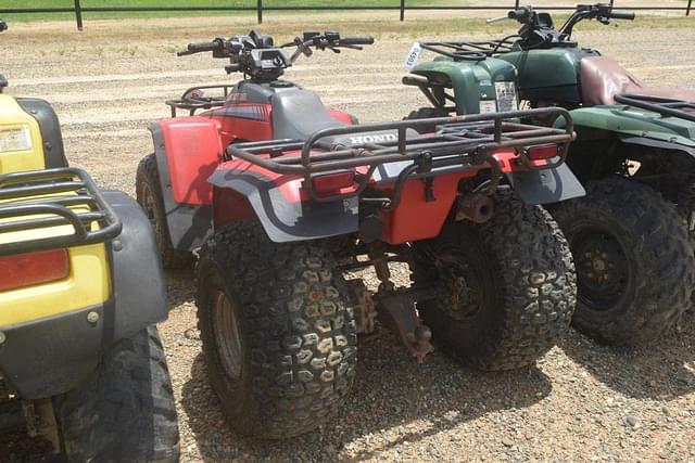Image of Honda 250 equipment image 1