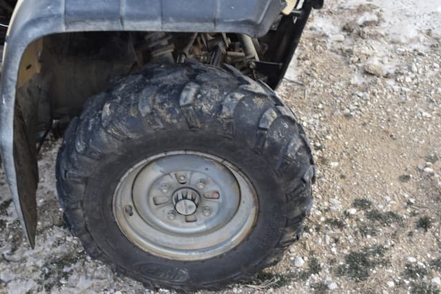 Image of Honda Fourtrax 300 equipment image 3