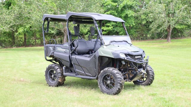 Image of Honda Pioneer 700 equipment image 2