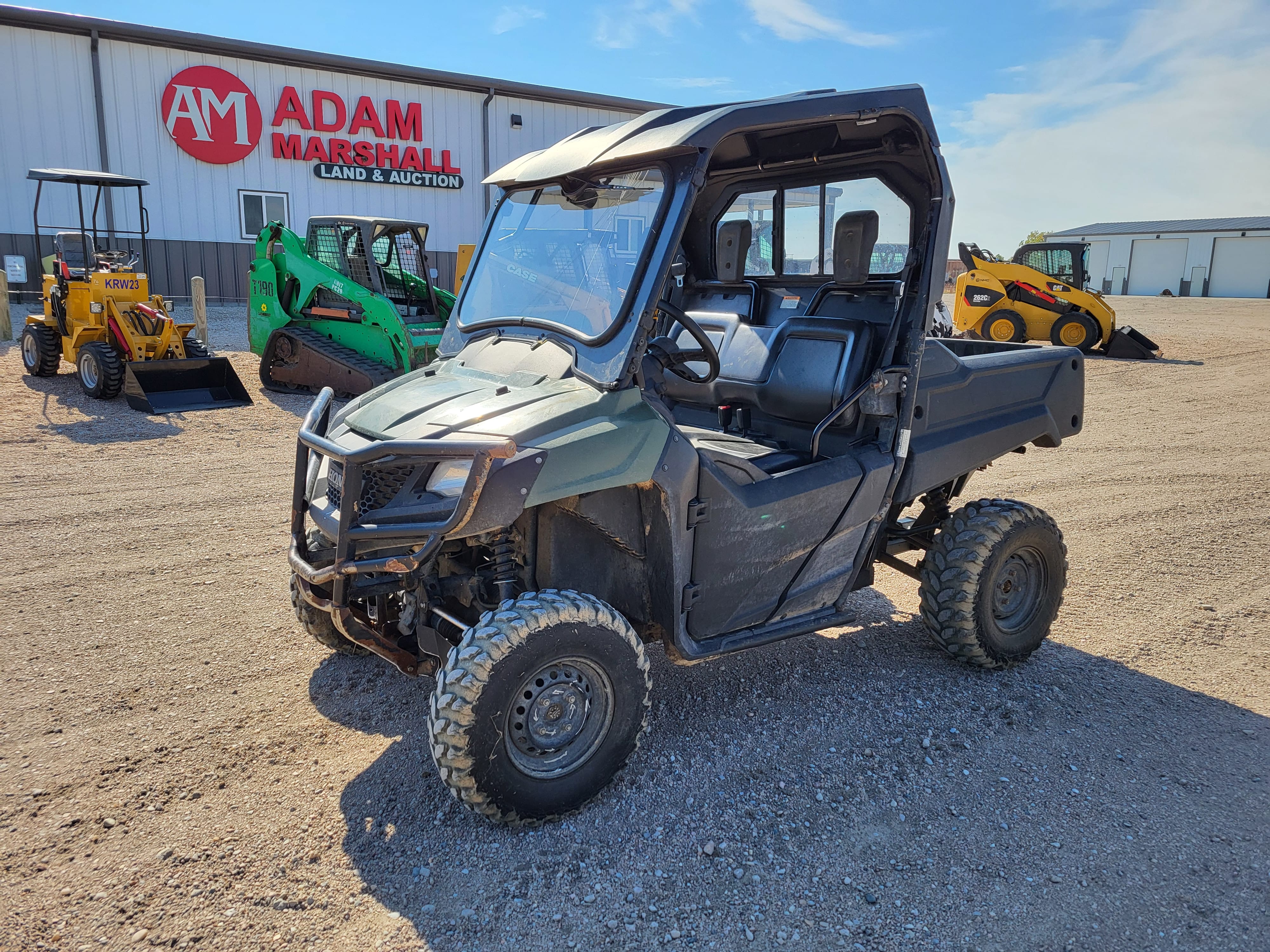 Honda 700 Equipment Image0